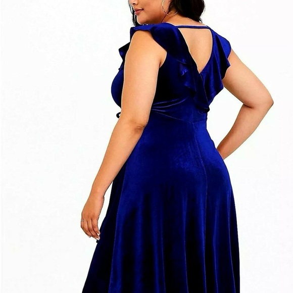 Torrid Royal Blue Asymmetrical Velvet Dress - Picture 9 of 10